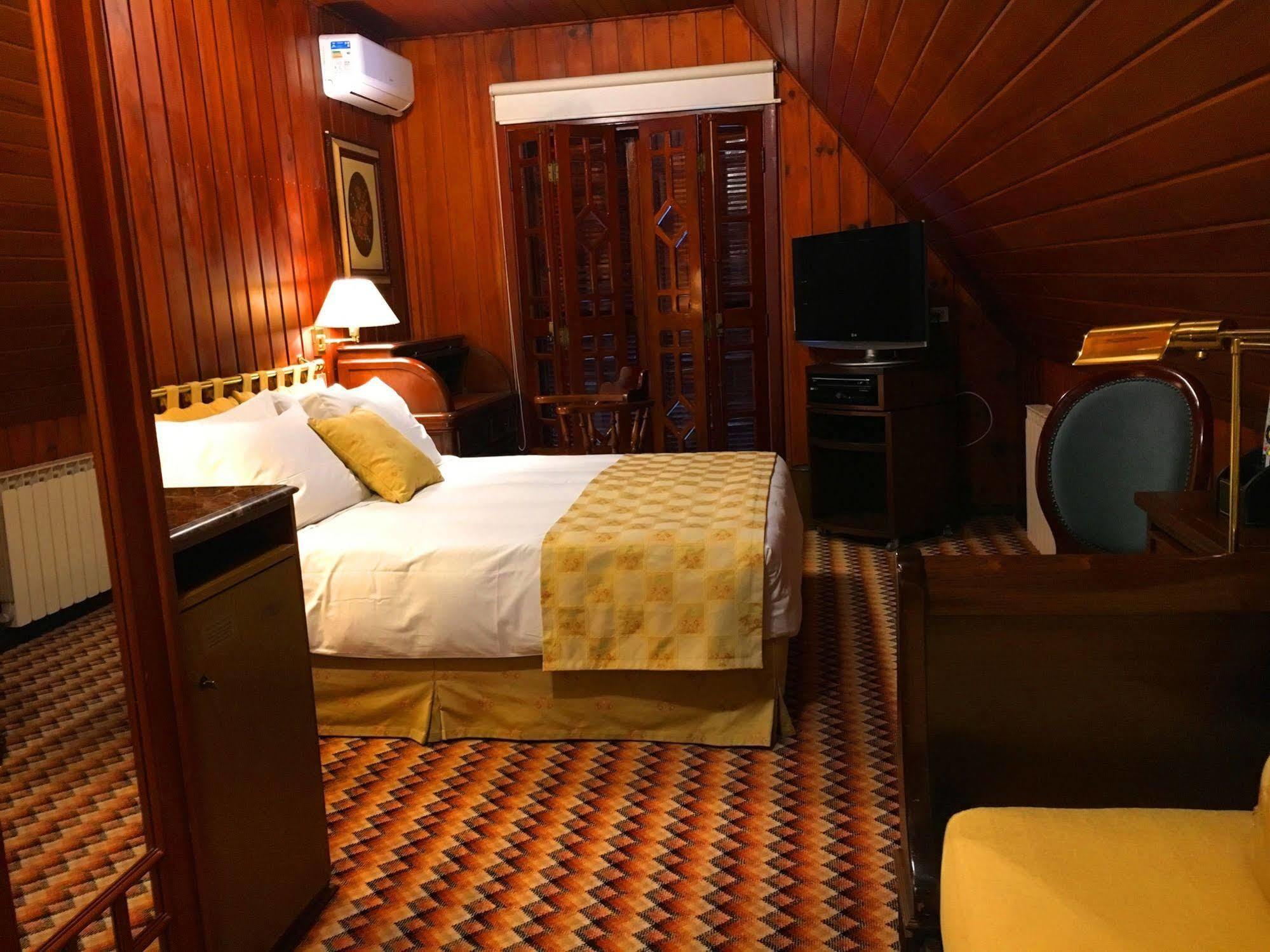 Hotel Frontenac Campos do Jordão Buitenkant foto